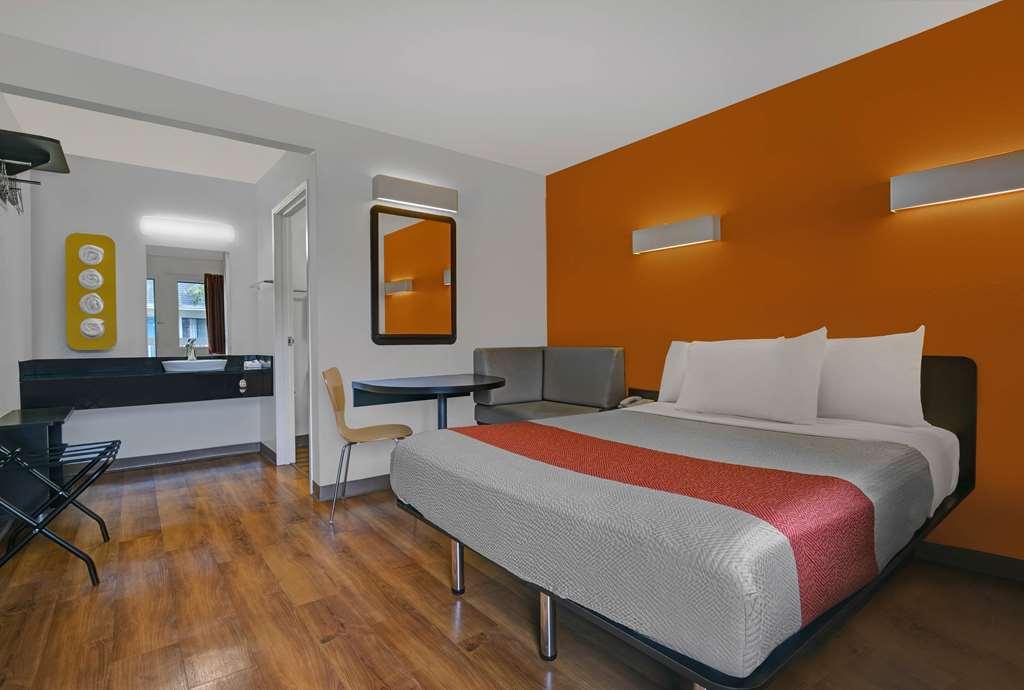 Motel 6-Marina, Ca - Monterey Kamer foto
