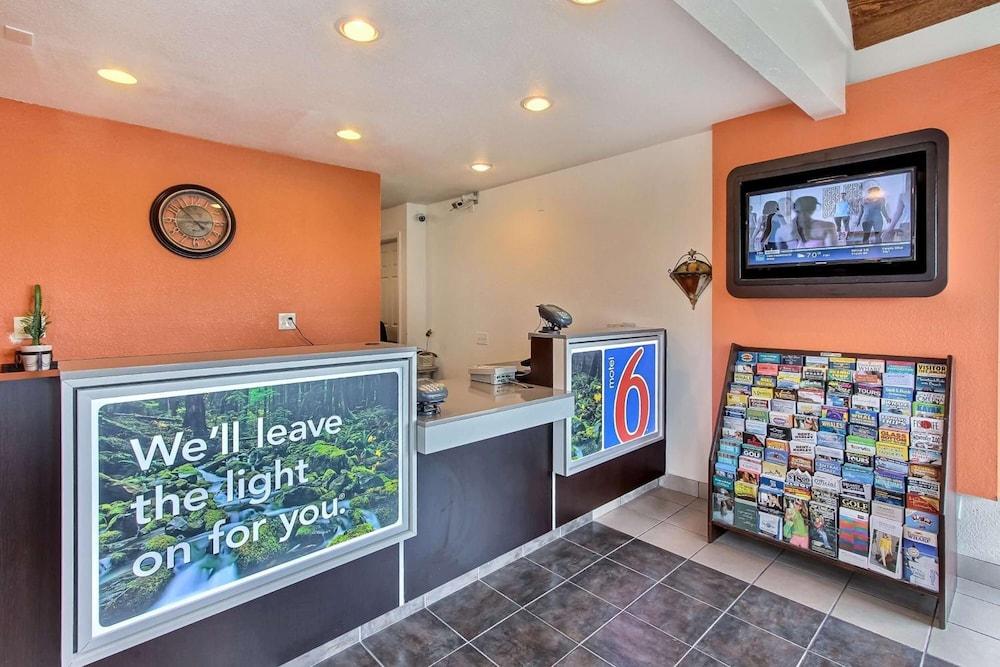 Motel 6-Marina, Ca - Monterey Buitenkant foto