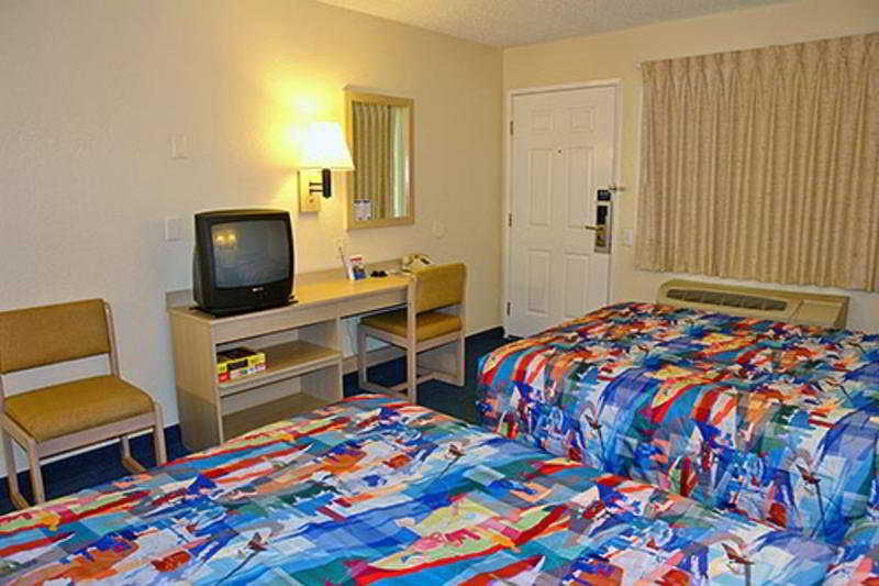 Motel 6-Marina, Ca - Monterey Buitenkant foto
